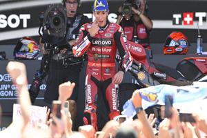 Sports news thumbnail